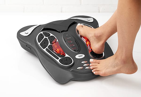 FOOT MASSAGER WITH INFRARED LIGHT